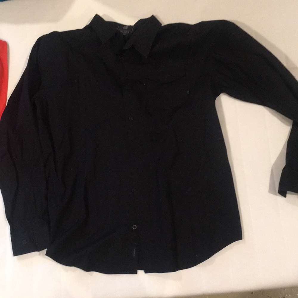 black shirt